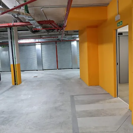 Neptuno & Parking By Cadiz4rentals